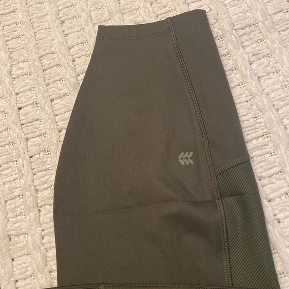 All in motion woman leggings - Picture 5 of 6